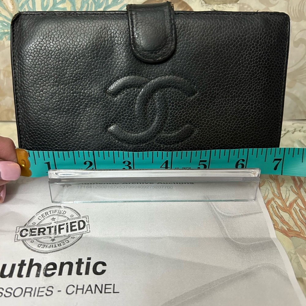 Chanel Black Caviar CC Bifold Wallet - Picture 3 of 16